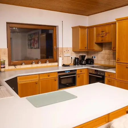 95m2 Monteurwohnung Mit 3 Schlafzimmern *