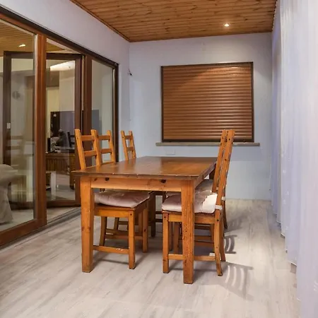 95m2 Monteurwohnung Mit 3 Schlafzimmern Lejlighed Spiesheim
